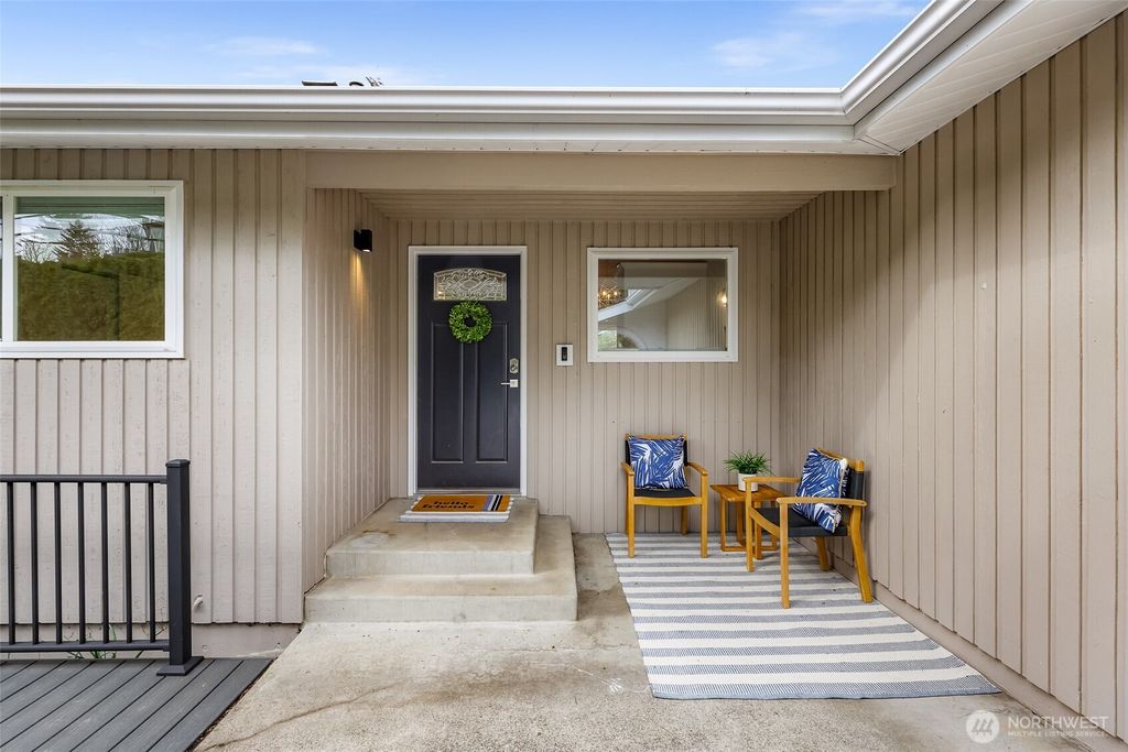 Photo of 7034 NE 153rd Place, Kenmore, WA 98028 (MLS # 2343007)