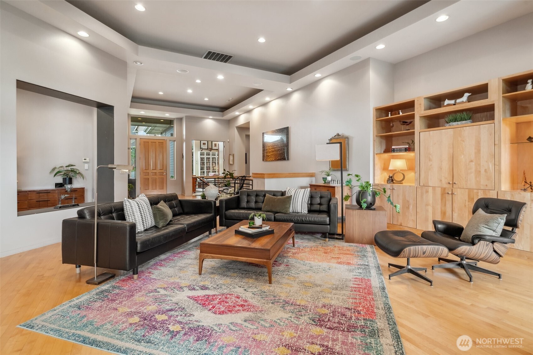 840 NW Deerfern Loop