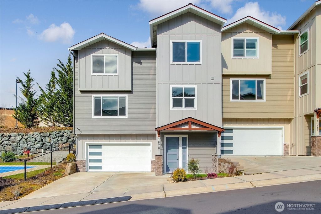 Photo of 1828 25th Street, Snohomish, WA 98290 (MLS # 2489410)