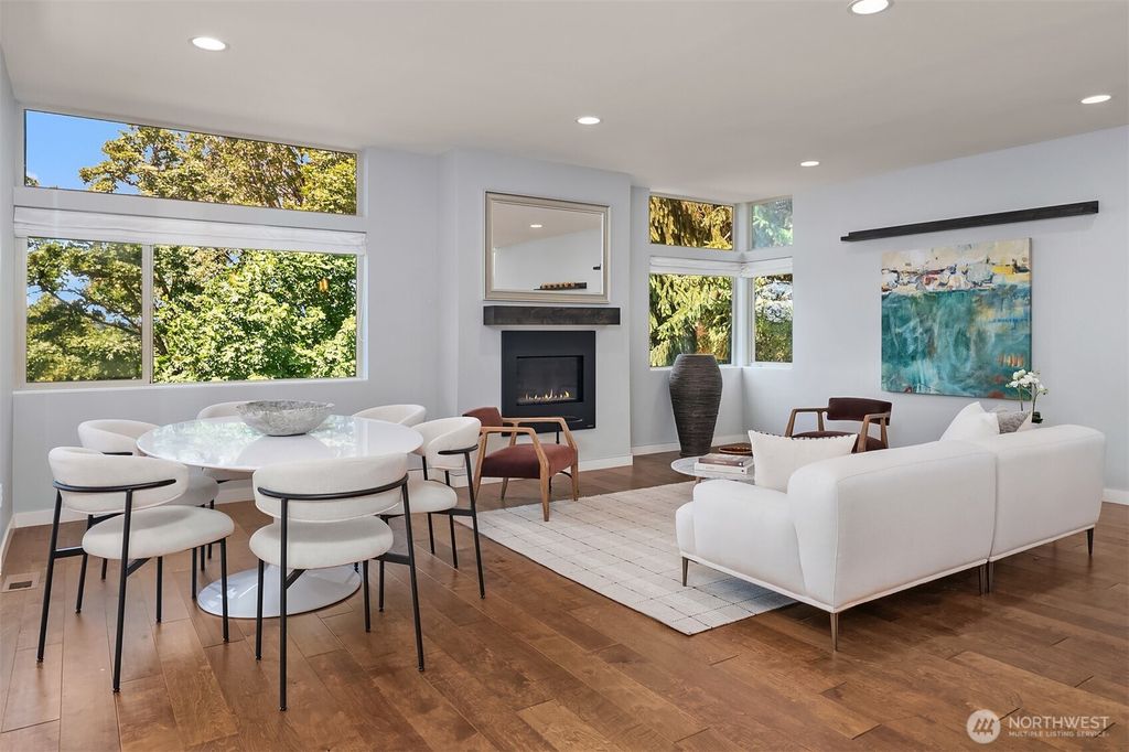 Photo of 5903 20th Avenue S, Seattle, WA 98108 (MLS # 2538591)