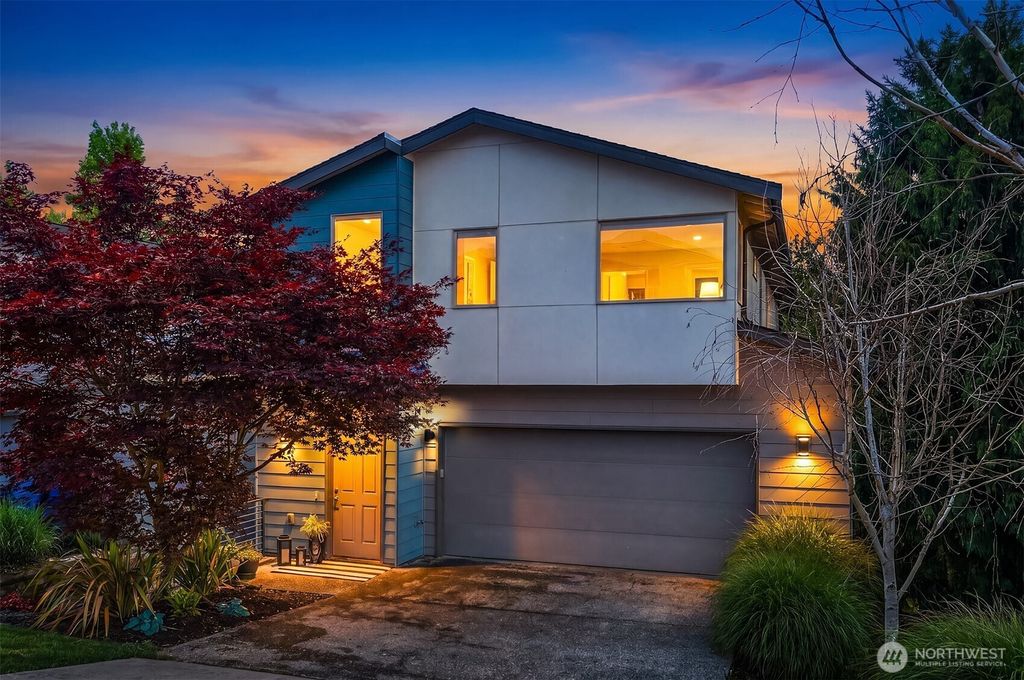 Photo of 5903 20th Avenue S, Seattle, WA 98108 (MLS # 2538591)