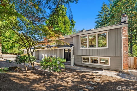 Photo of 2810 127th Avenue NE, Bellevue, WA 98005 (MLS # 2563162)