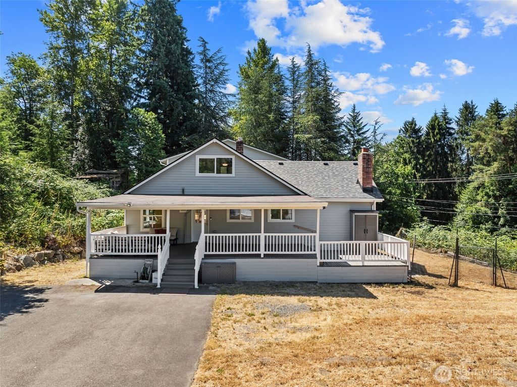 Photo of 13454 Woodinville-Redmond Road NE, Redmond, WA 98052 (MLS # 2409135)