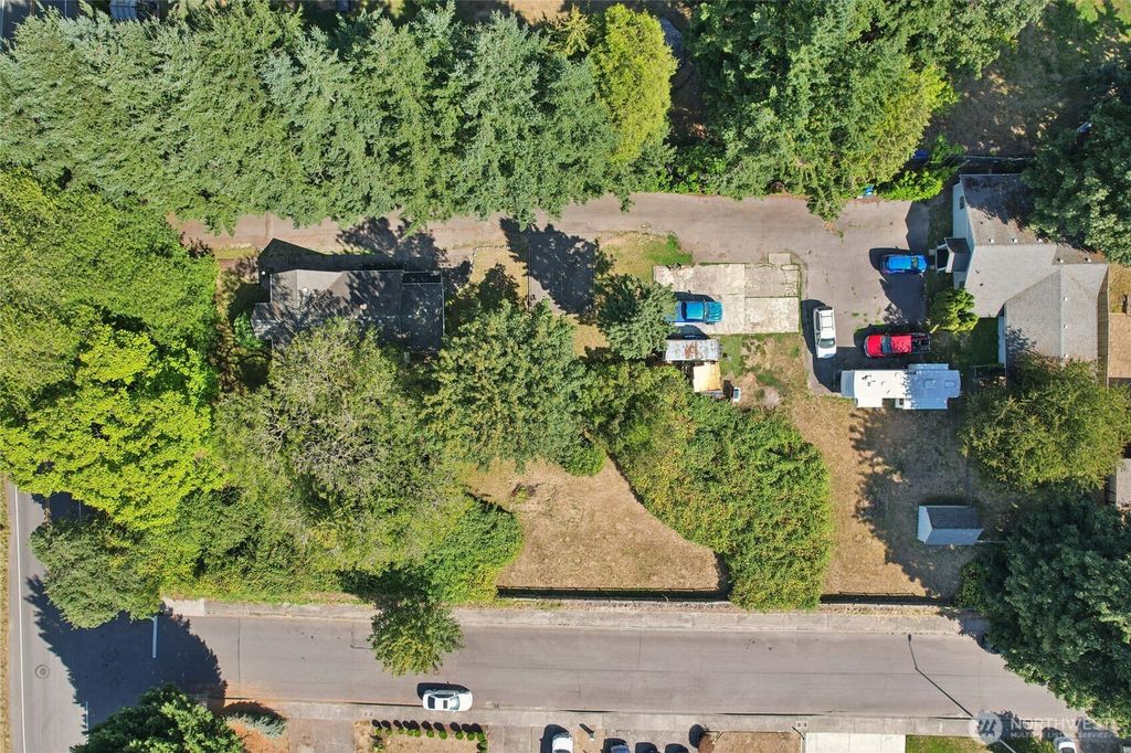 Photo of 23704 112th Avenue SE, Kent, WA 98031 (MLS # 2424785)