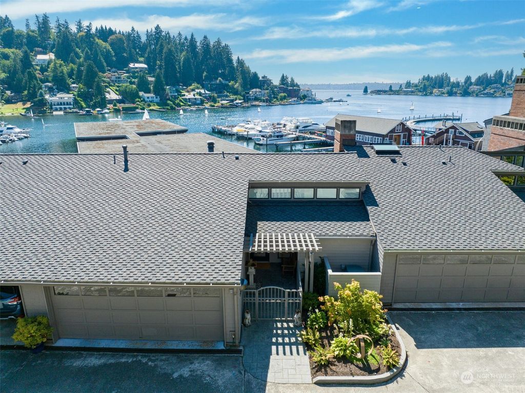 Photo of 9947 Lake Washington Boulevard NE, Bellevue, WA 98004 (MLS # 2151705)