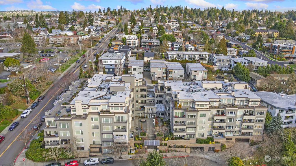 Photo of 225 4th Avenue #B101, Kirkland, WA 98033 (MLS # 2026058)