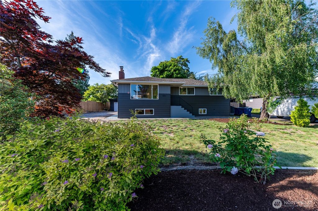 Photo of 931 Van Jan Street, Snohomish, WA 98290 (MLS # 2530904)
