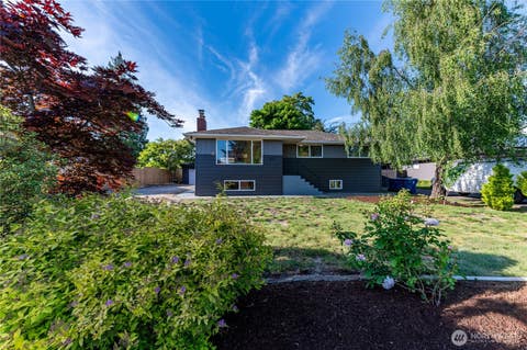 Photo of 931 Van Jan Street, Snohomish, WA 98290 (MLS # 2530904)