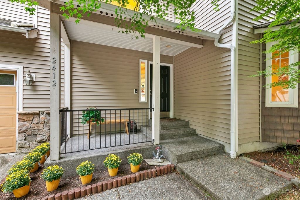 Photo of 2412 135th Place SW, Lynnwood, WA 98087 (MLS # 2155062)