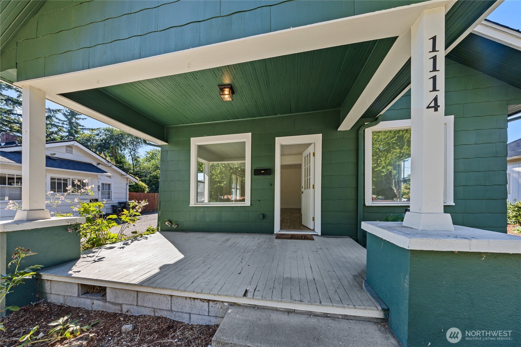 1114 Sumner Avenue