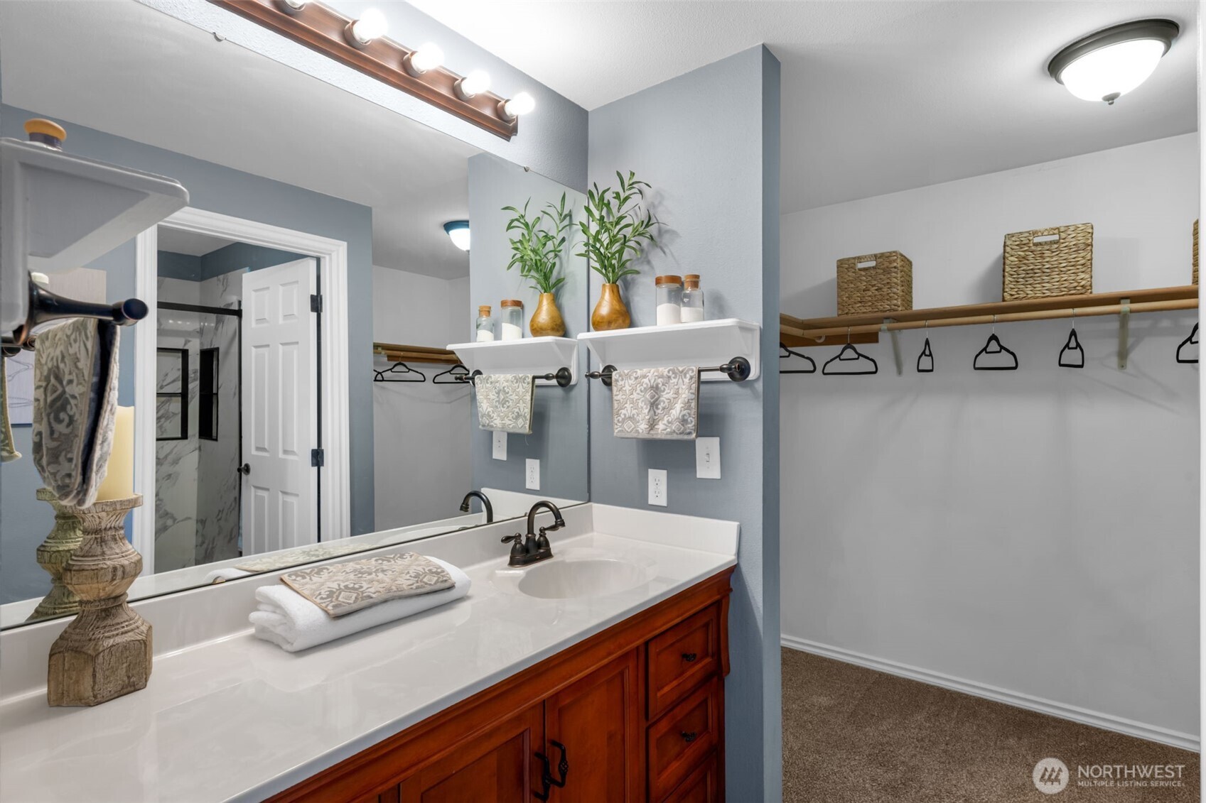 Puyallup, Washington 98374, United States, 3 Bedrooms Bedrooms, ,3 BathroomsBathrooms,Residential,Active,235986