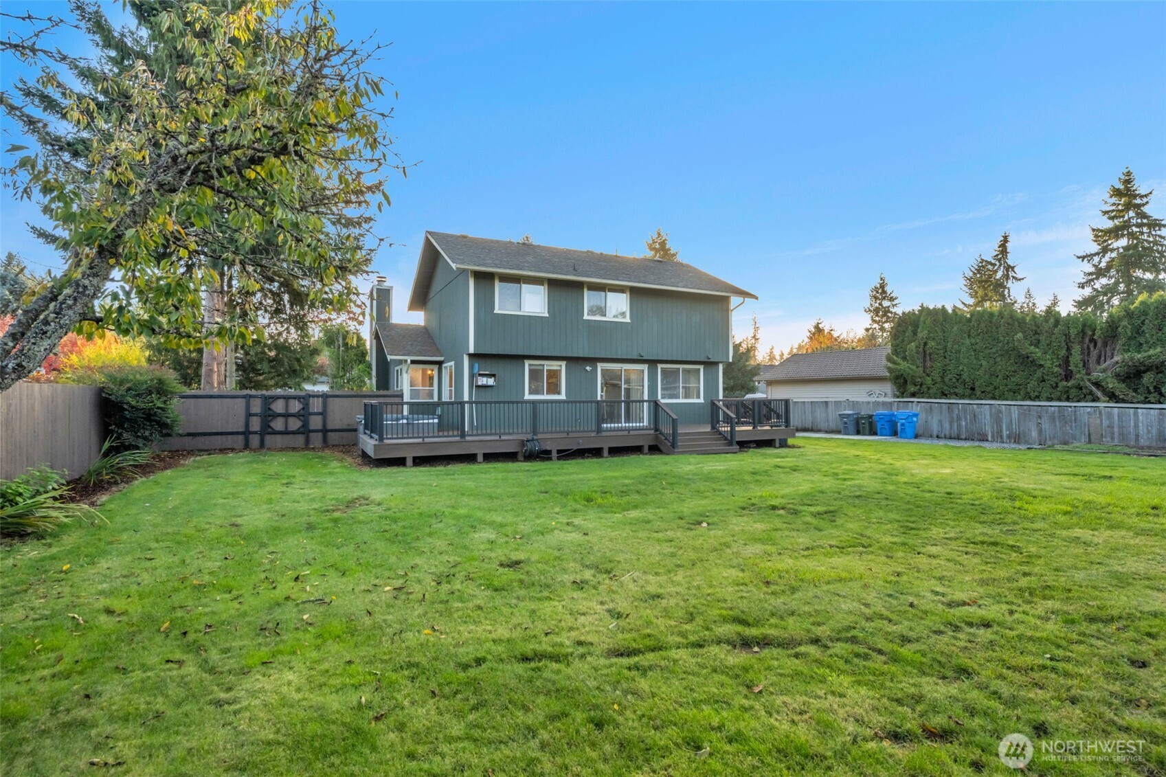 Puyallup, Washington 98374, United States, 3 Bedrooms Bedrooms, ,3 BathroomsBathrooms,Residential,Active,235986