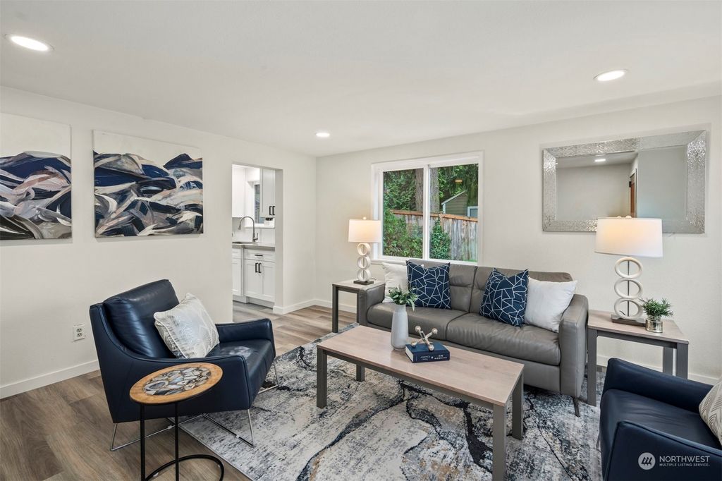 Photo of 10614 28th Avenue SW, Seattle, WA 98146 (MLS # 2295733)