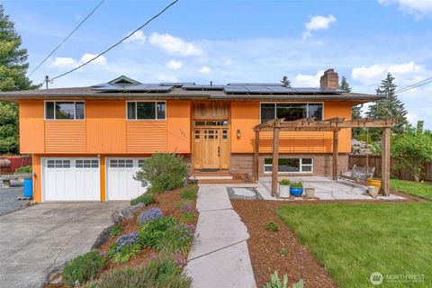 9025 Eastview Avenue, Everett, WA 98208 - MLS#: 2363039