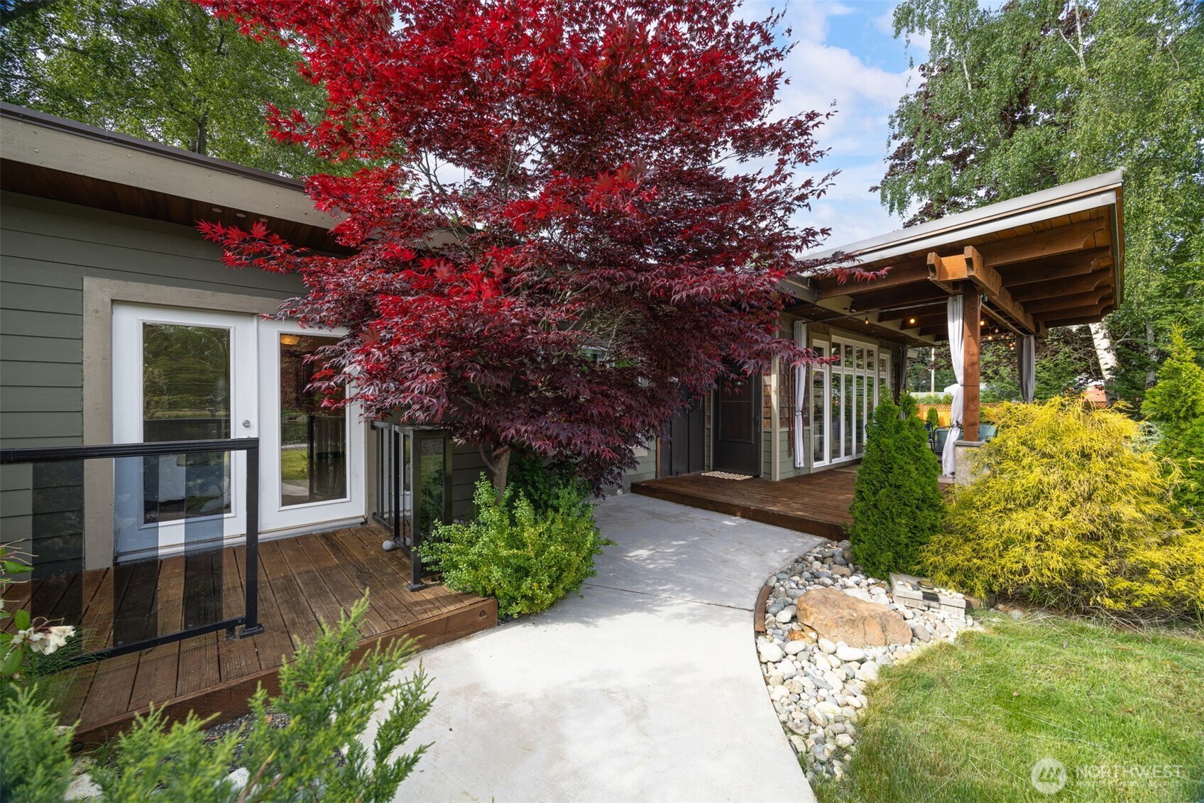 4449 Northwest Drive