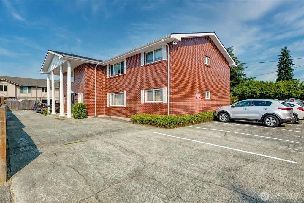Photo of 8806 3rd Avenue SE, Everett, WA 98208 (MLS # 2583094)