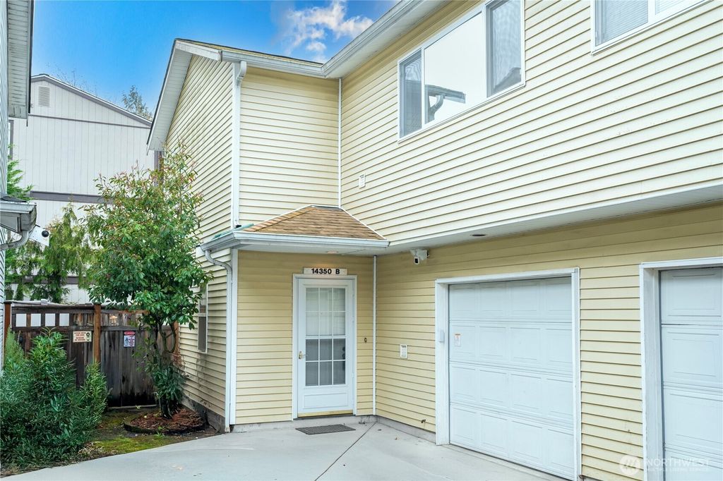 Photo of 14350 19th Avenue NE #B, Seattle, WA 98125 (MLS # 2336468)