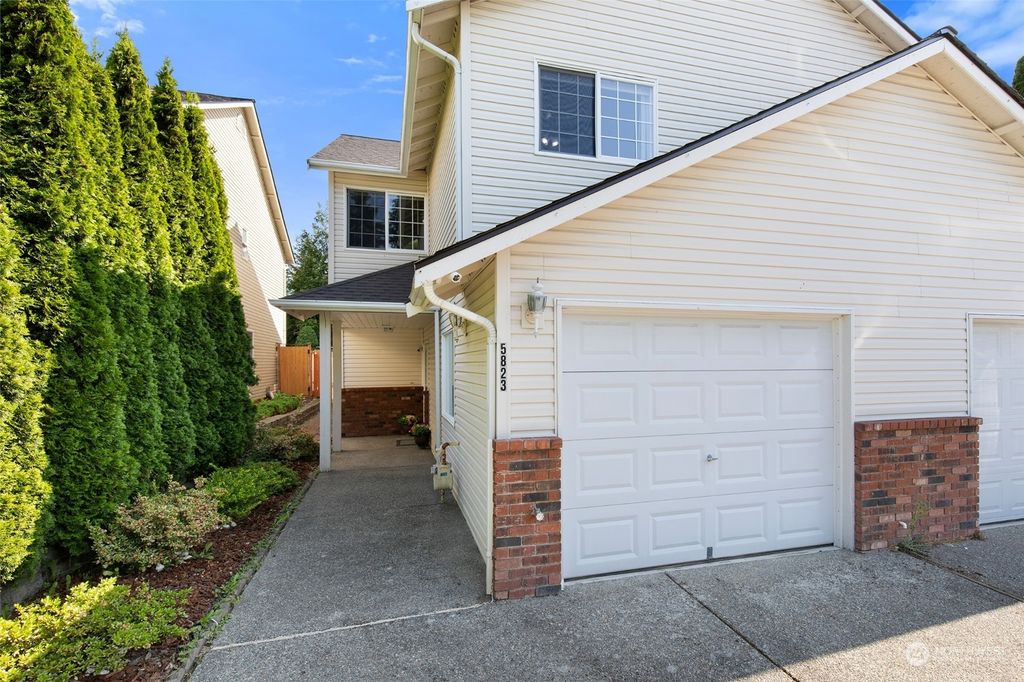 Photo of 5823 136th Street SE, Everett, WA 98208 (MLS # 2132011)