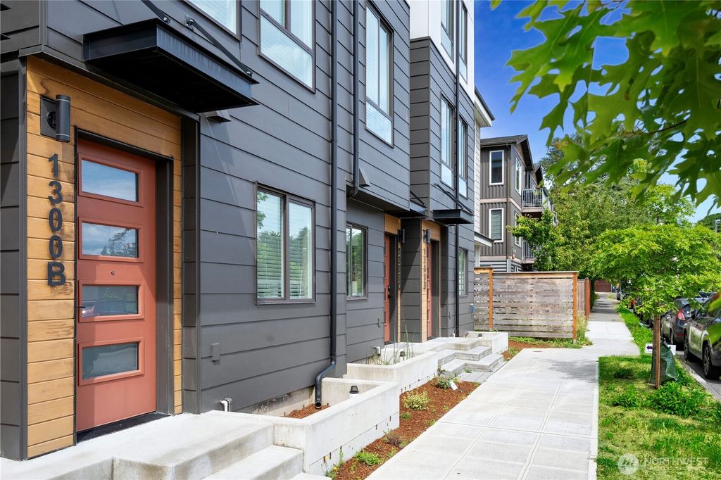 Photo of 1300 E Remington Court #B, Seattle, WA 98122 (MLS # 2390312)