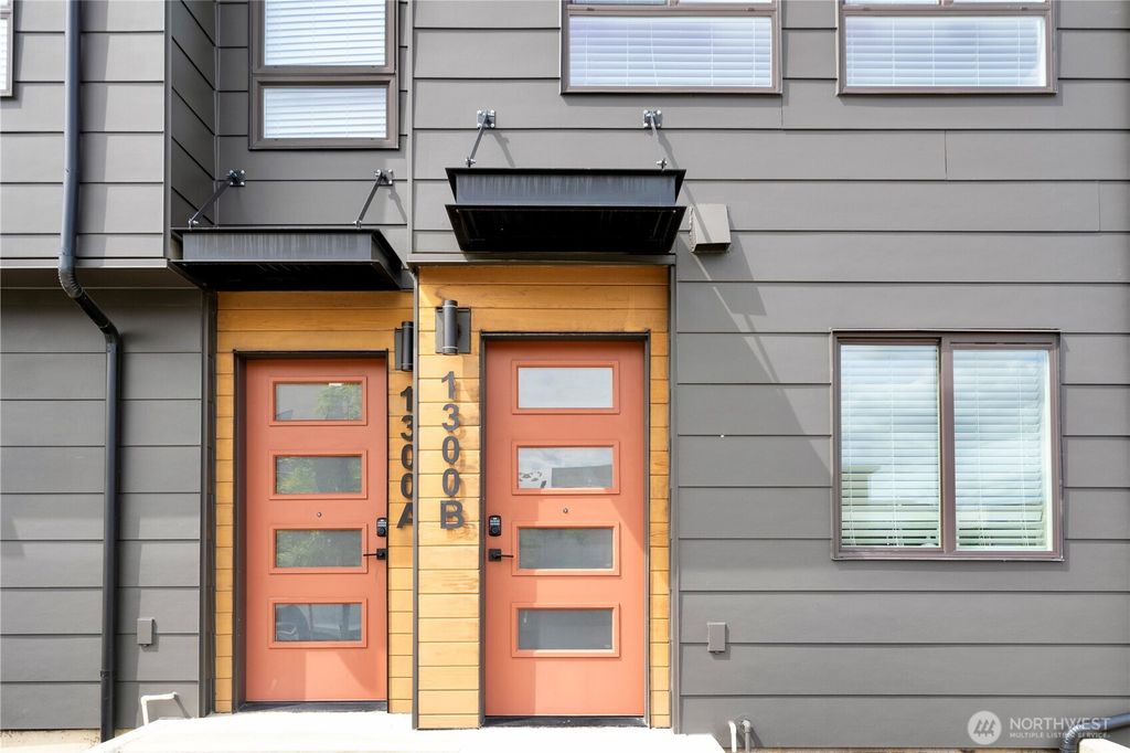 Photo of 1300 E Remington Court #B, Seattle, WA 98122 (MLS # 2390312)