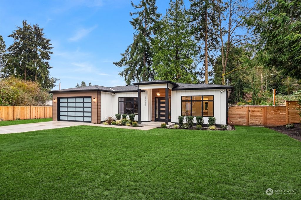 Photo of 10811 SE 2nd Street, Bellevue, WA 98004 (MLS # 2324118)