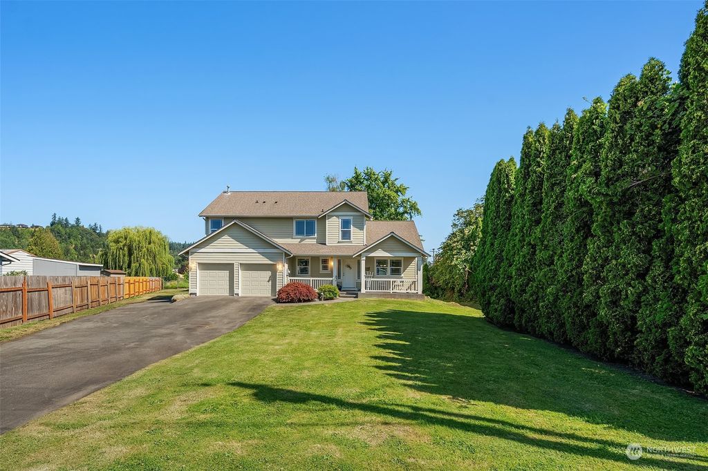Photo of 115 7th Avenue N, Algona, WA 98001 (MLS # 2265088)