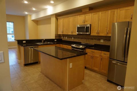 Photo of 12327 NE 7th Place #102, Bellevue, WA 98005 (MLS # 2569788)