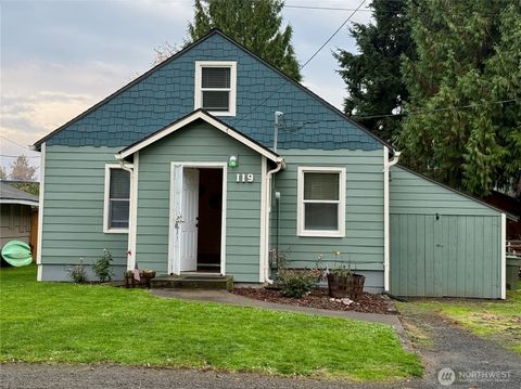 Photo of 119 Williams Avenue, Kelso, WA 98626 (MLS # 2455836)