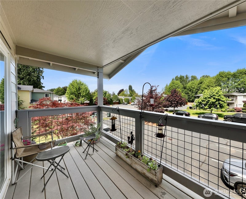 1389 Bayview Court 202