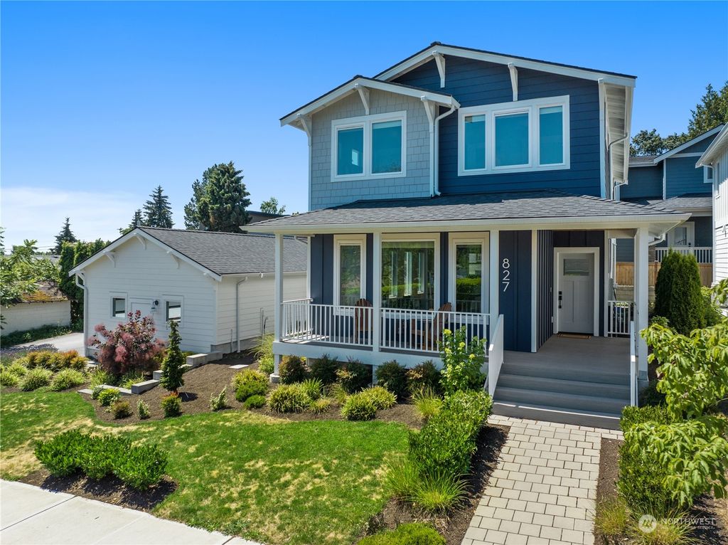 Photo of 827 3rd Street, Kirkland, WA 98033 (MLS # 2298310)