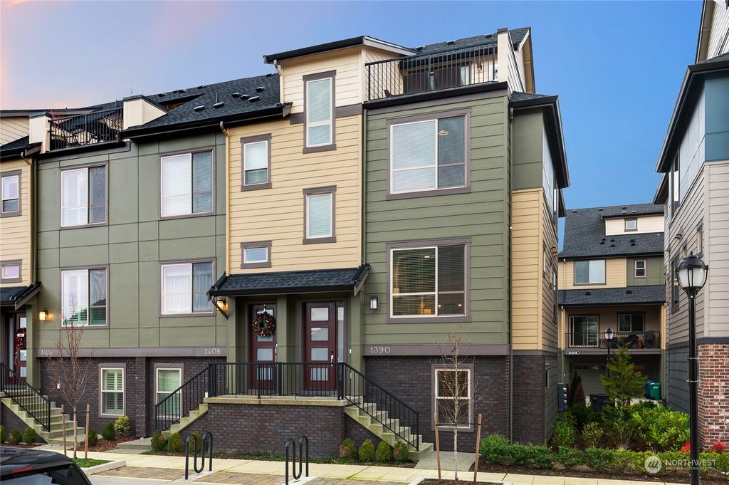 Photo of 1390 7th Avenue NE #9.1, Issaquah, WA 98029 (MLS # 2188886)
