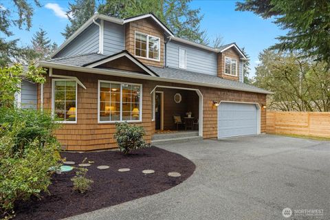 Photo of 20049 Wallingford Avenue N, Shoreline, WA 98133 (MLS # 2487871)