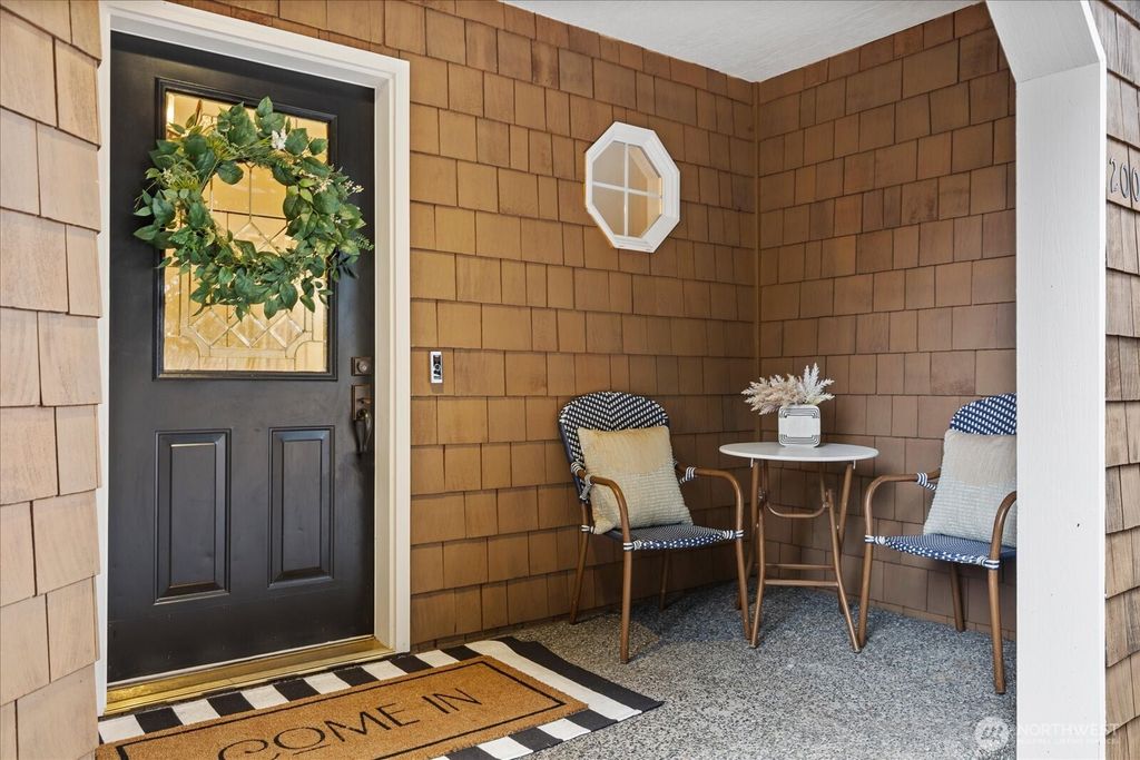 Photo of 20049 Wallingford Avenue N, Shoreline, WA 98133 (MLS # 2487871)