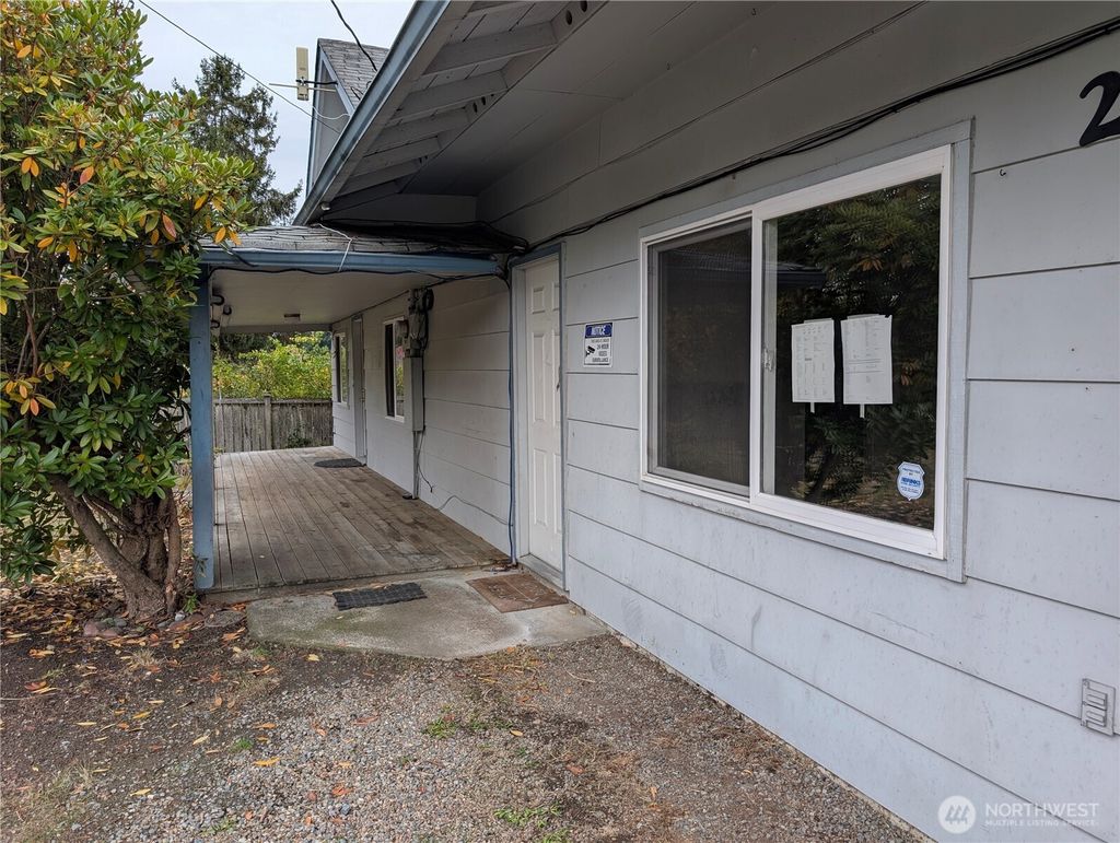 Photo of 2111 5th Street SW, Puyallup, WA 98371 (MLS # 2451579)