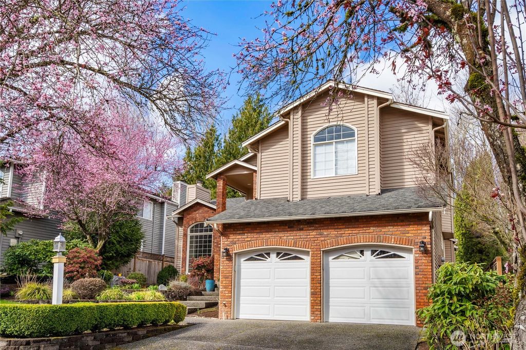 Photo of 634 17th Ave Ave, Kirkland, WA 98033 (MLS # 2364665)