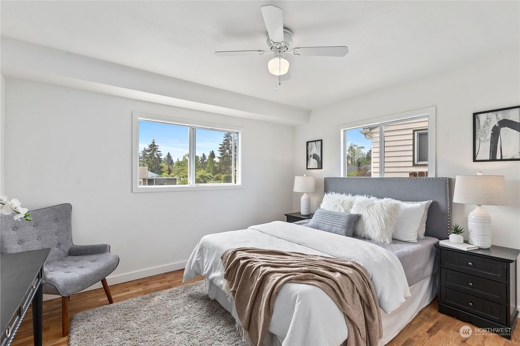 listing image 9360044363904054060