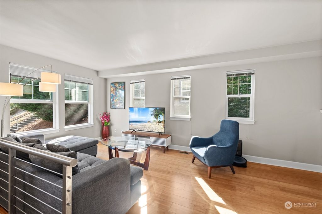 Photo of 7057 27th Avenue SW, Seattle, WA 98106 (MLS # 2154868)