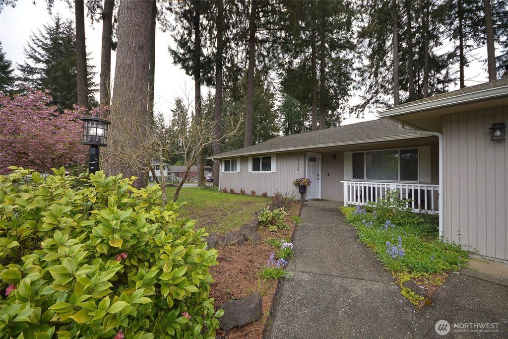 Photo of 6909 33rd Avenue SW, Lacey, WA 98503 (MLS # 2508633)