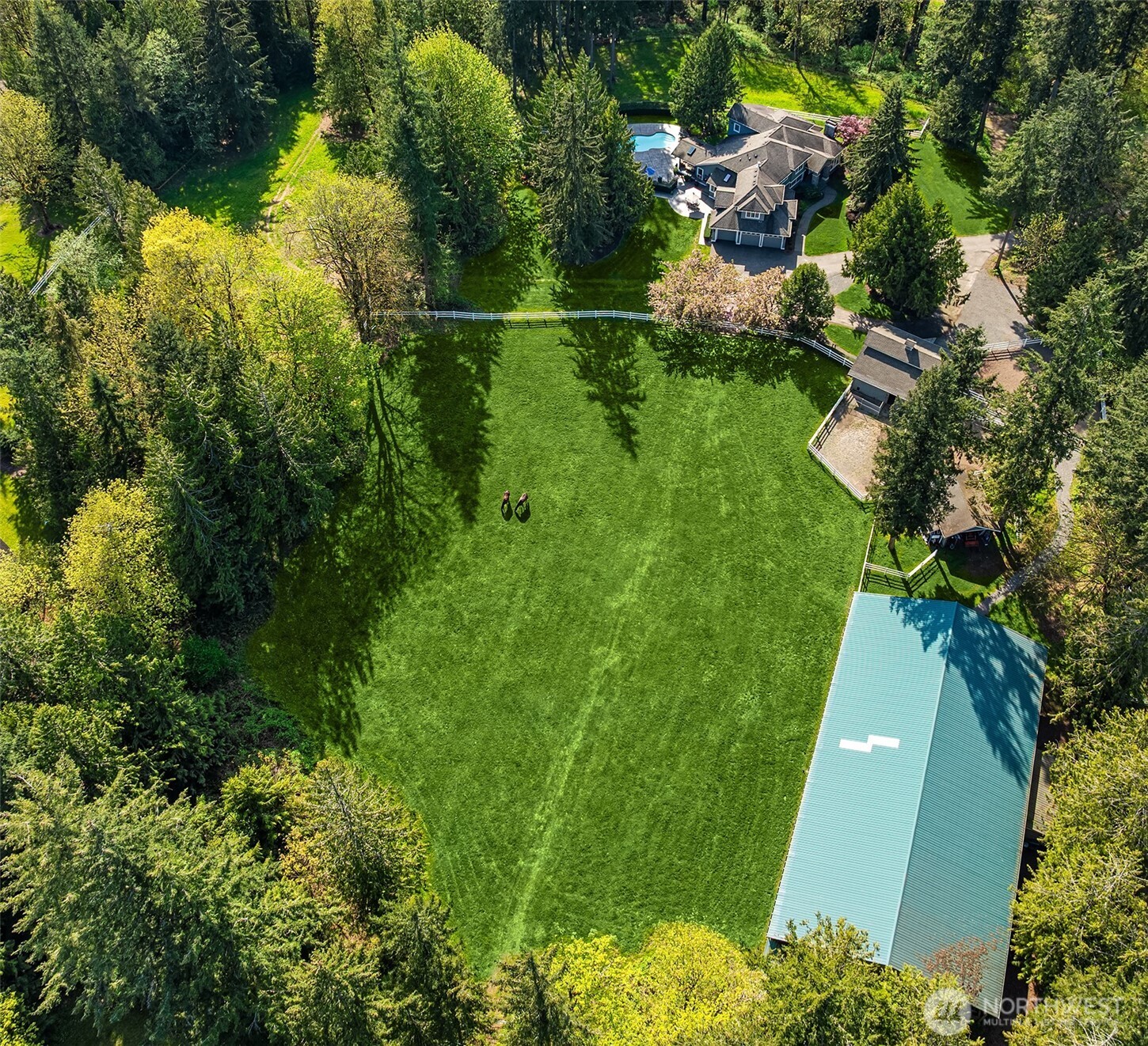 2320 Quail Creek Way NE