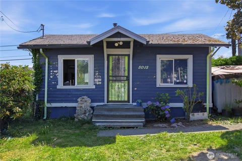 Photo of 5015 S Thompson Avenue, Tacoma, WA 98408 (MLS # 2581146)