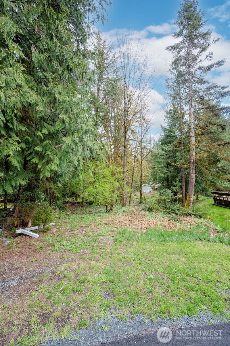 14039 Chimney Lane