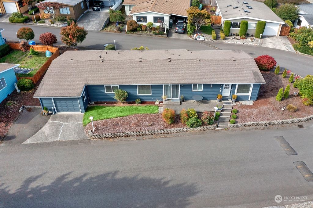 Photo of 2500 Alder Street #115, Milton, WA 98354 (MLS # 2157873)