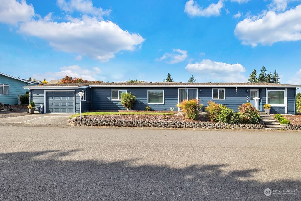 Photo of 2500 Alder Street #115, Milton, WA 98354 (MLS # 2157873)