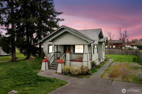 1265 McHugh Avenue Enumclaw WA 98022