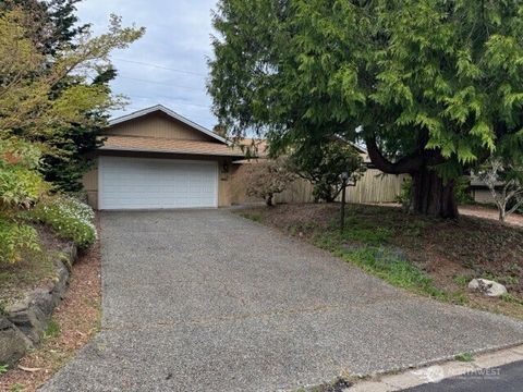 Photo of 4713 125th Avenue SE, Bellevue, WA 98006 (MLS # 2507017)