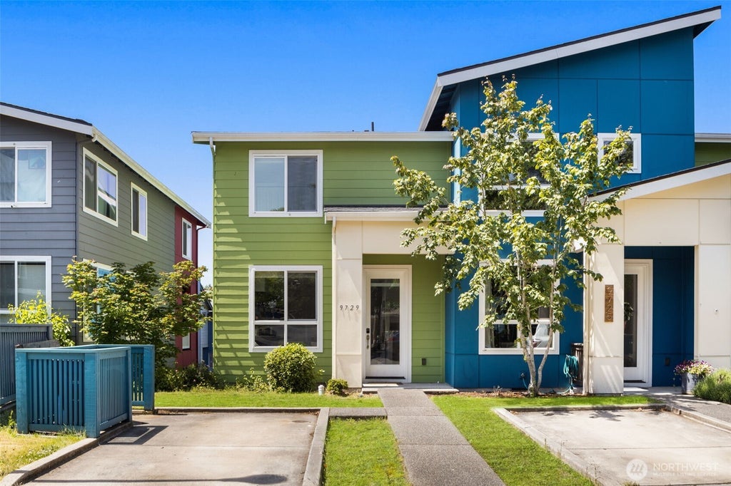 Photo of 9729 10th Place SW, Seattle, WA 98106 (MLS # 2533792)