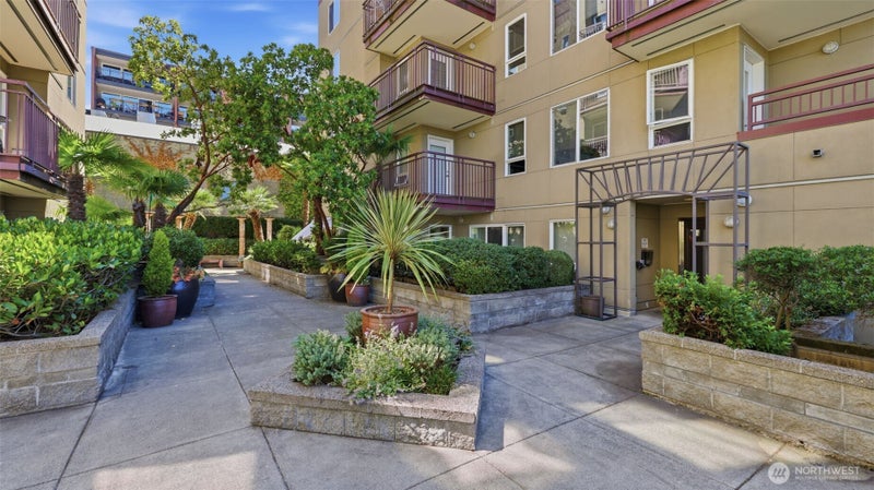 1711 E Olive Way 215