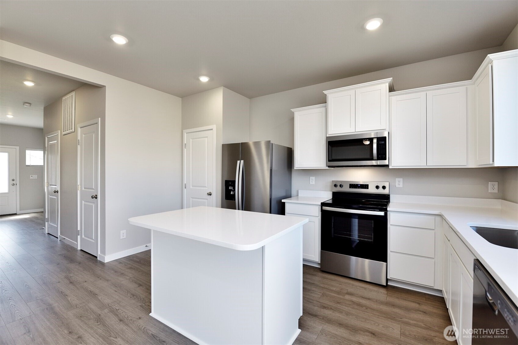 9716 Brown Street SE