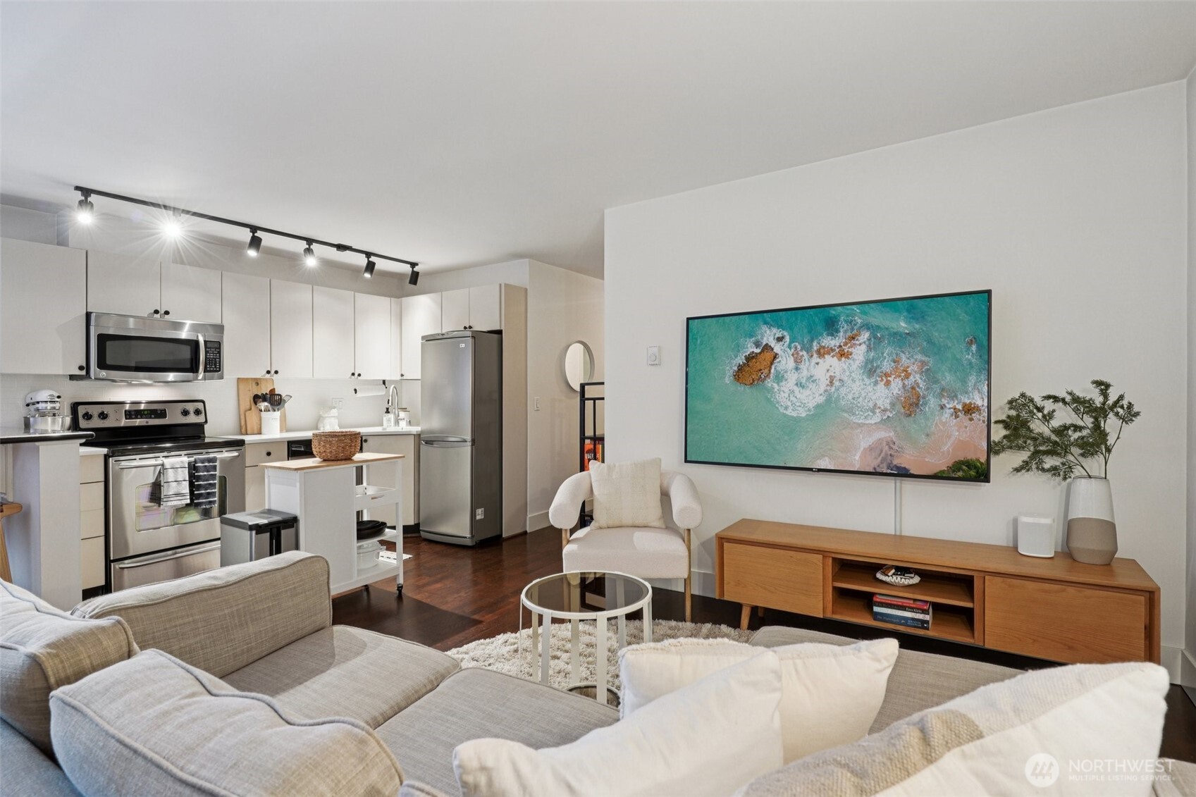 120 NW 39th Street 206