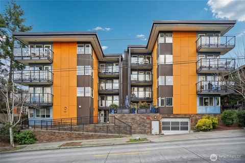Photo of 120 NW 39th Street #206, Seattle, WA 98107 (MLS # 2475301)